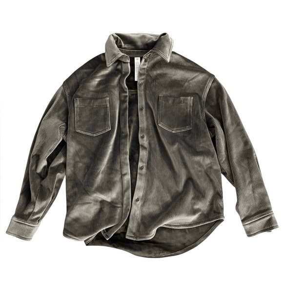 Alo Ribbed Velour Mountain Side Shacket - Picture 2 of 5